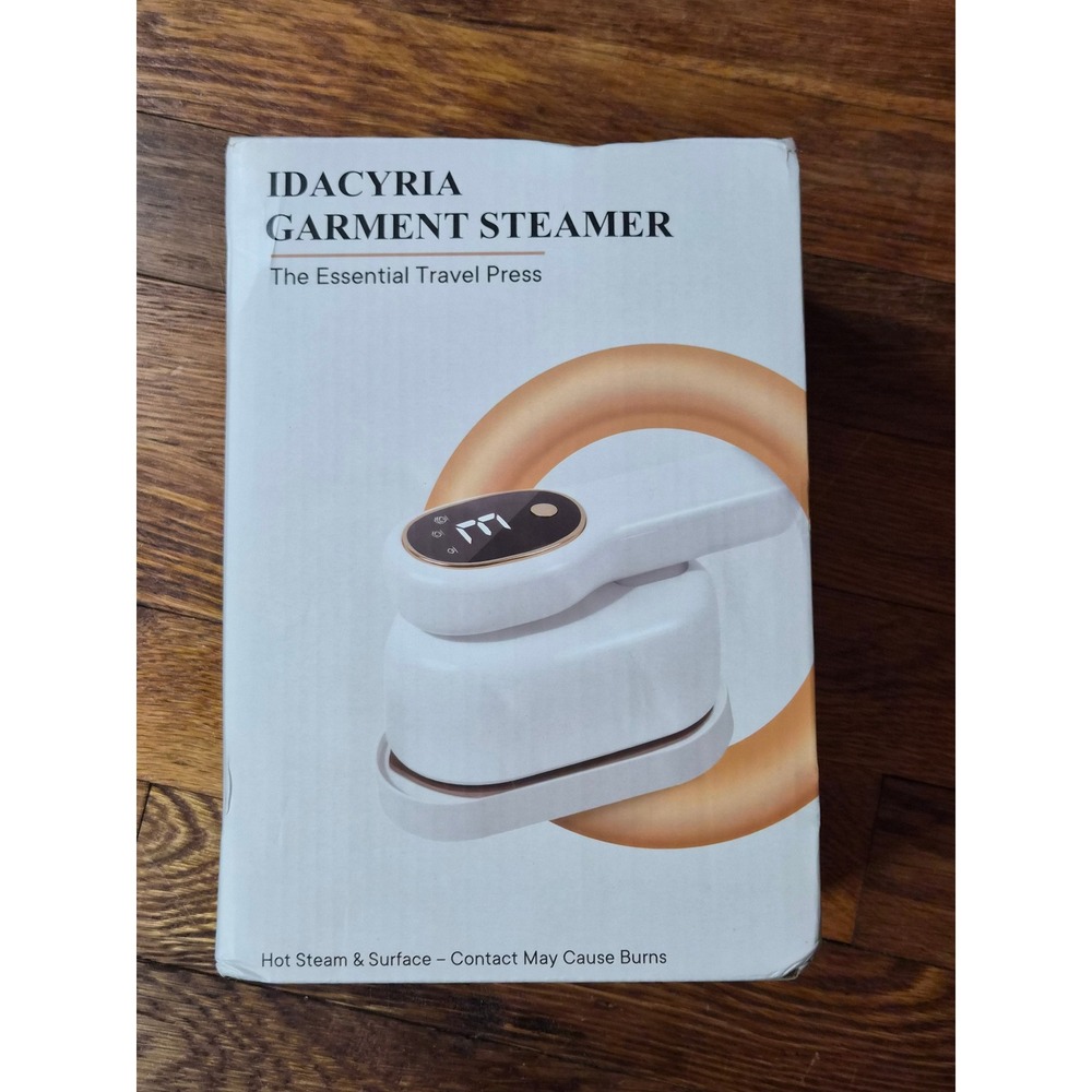 Idacyria Garment Steamer Travel Press Handheld White K-9719-C 1000W NIB